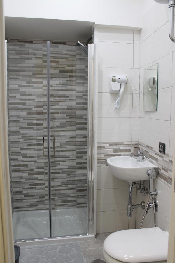 Riccia, Frolla E Babba Apartment เนเปิลส์ ภายนอก รูปภาพ