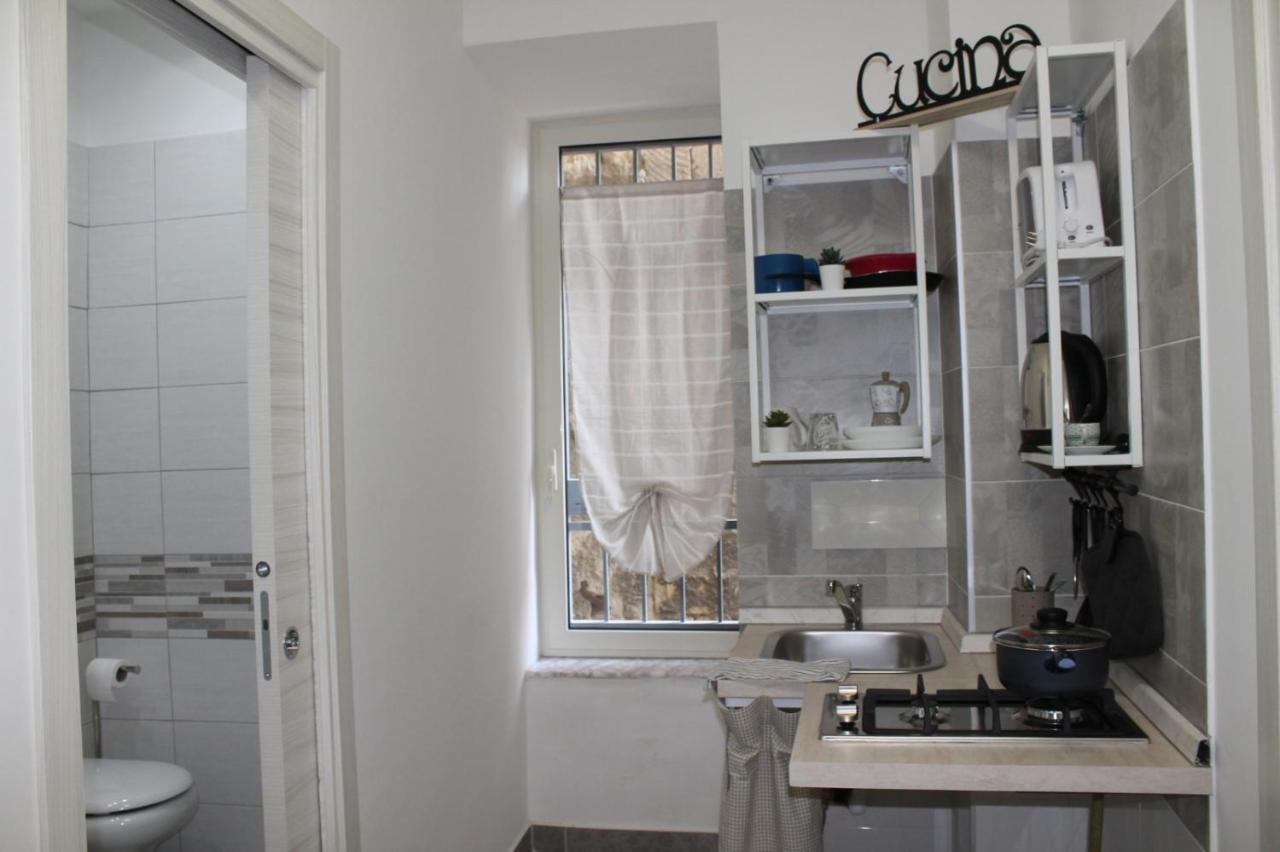 Riccia, Frolla E Babba Apartment เนเปิลส์ ห้อง รูปภาพ