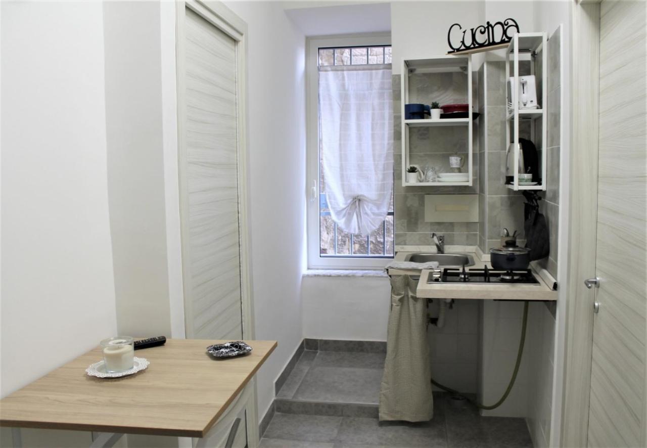 Riccia, Frolla E Babba Apartment เนเปิลส์ ห้อง รูปภาพ